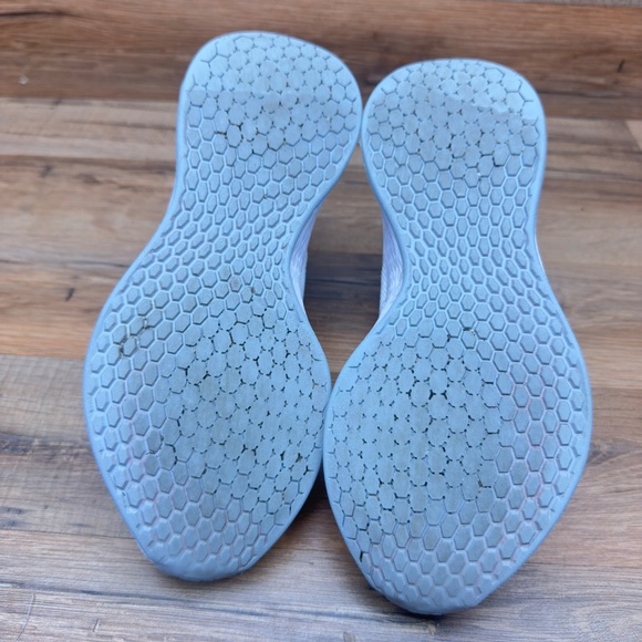 New Balance Shoes Fresh Foam ROAV Womens Size 6.5Blue White Gray Running Sneaker - Picture 5 of 8